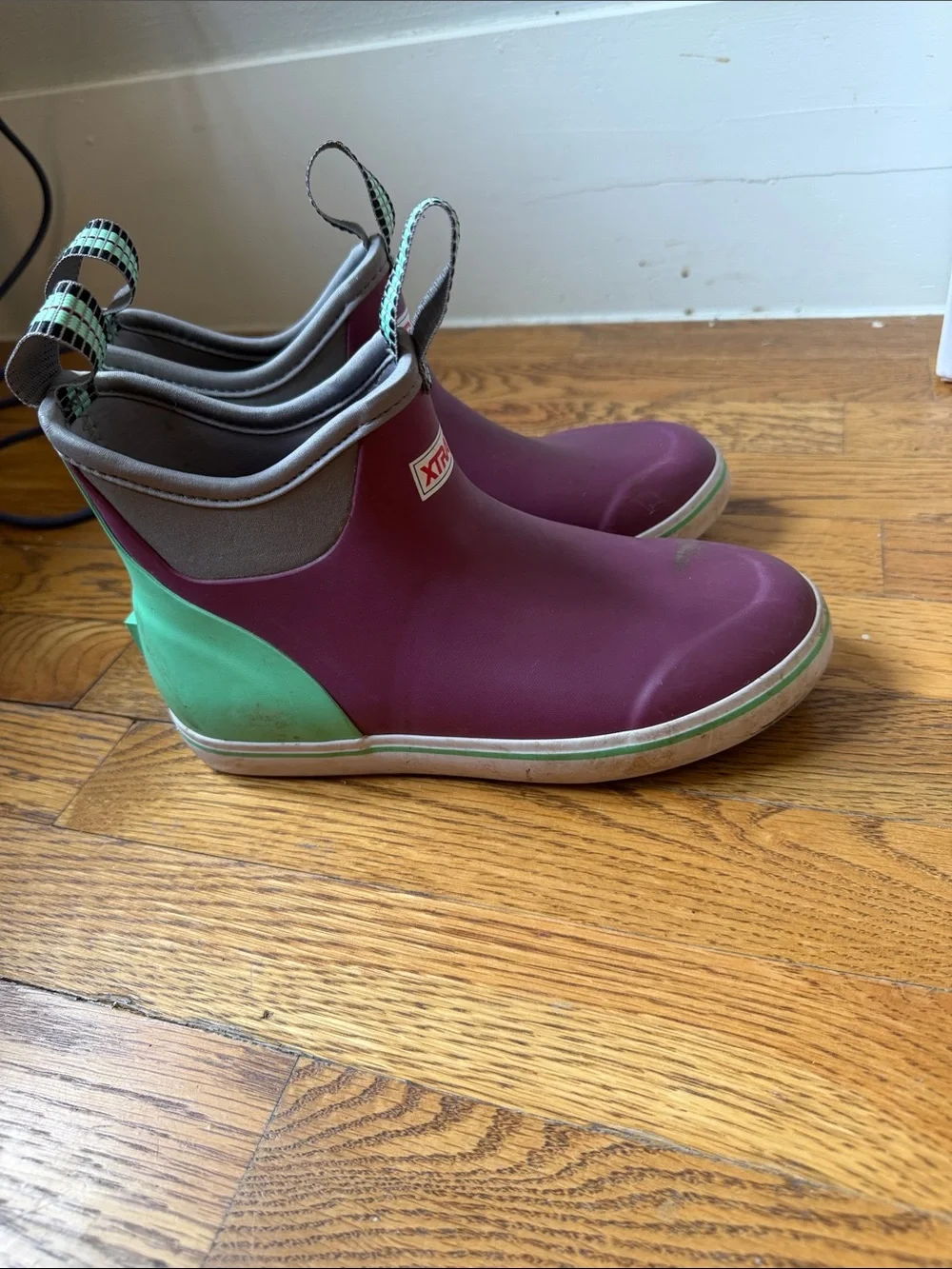 XTRATUF Women's Pink & Mint Low-Cut Rain Boot